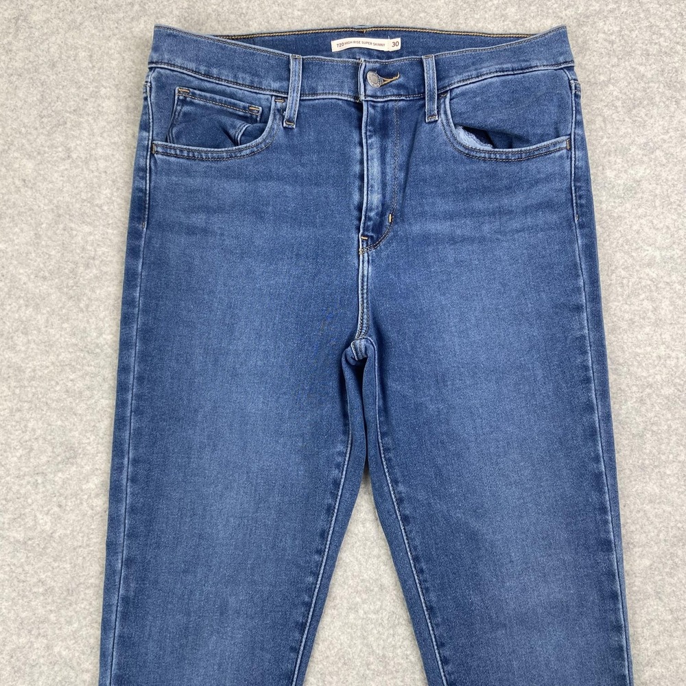 Levi's 720 High Rise Super Skinny Jeans Womens 30x28 Medium Wash Blue 52797-0009